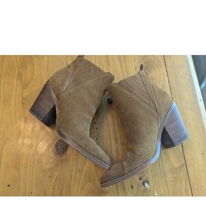 Marc‎ Fisher LTD Suede Heeled Ankle Booties Pointed Toe Brown Size 11M